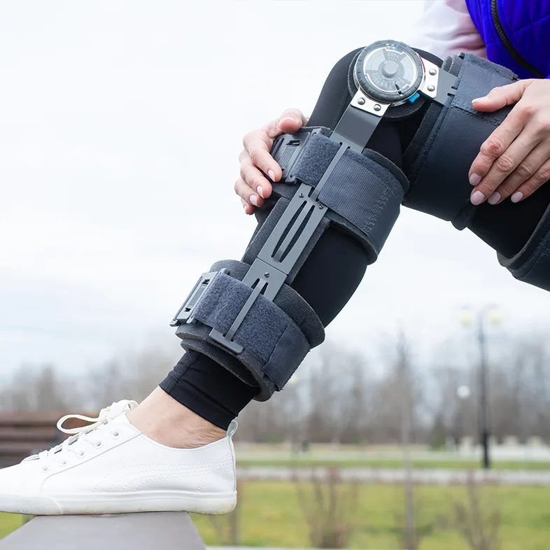 Lower extremity orthotic device